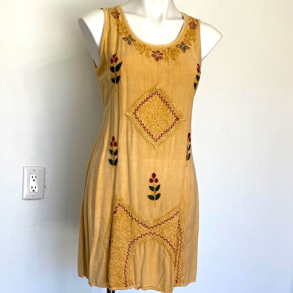 MAX MEHRA collection dress 